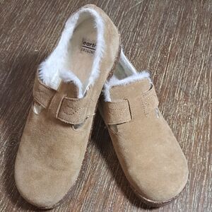 Earth Origins Ezra Clogs Faux Fur Lining Suede Side Button Arch Support Size 10